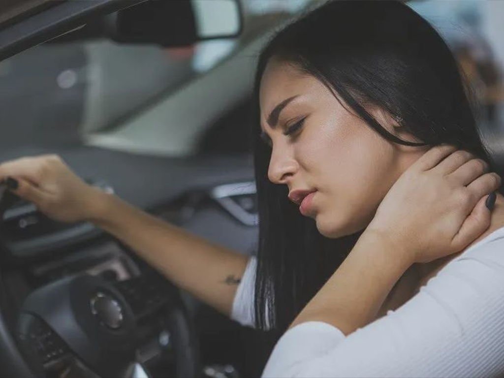 mal nuque voiture