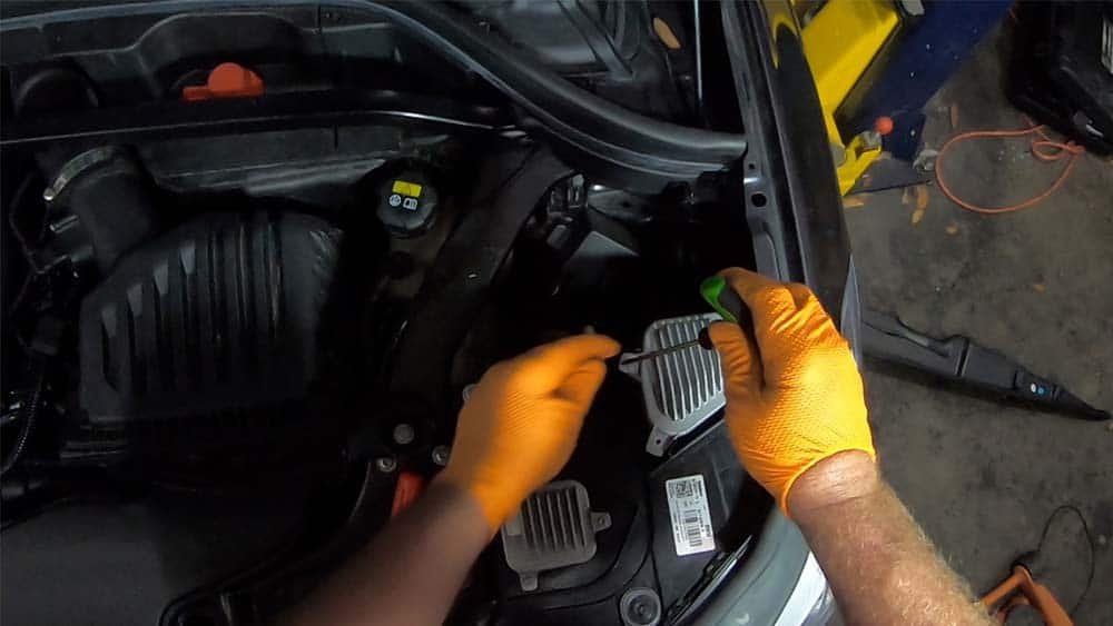 BMW X1 F48 + X2 F39 LCI Yellow Headlights Installation Guide